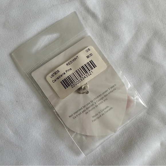 🆕❤️ RARE 2010 Lululemon Logo Olympic Pin - Picture 2 of 2